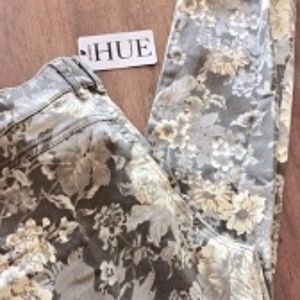 Hue Floral Print Skimmers